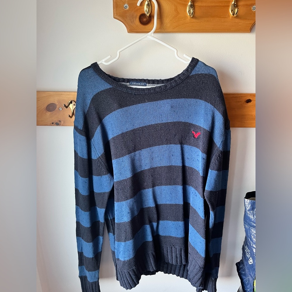 American eagle sweater
